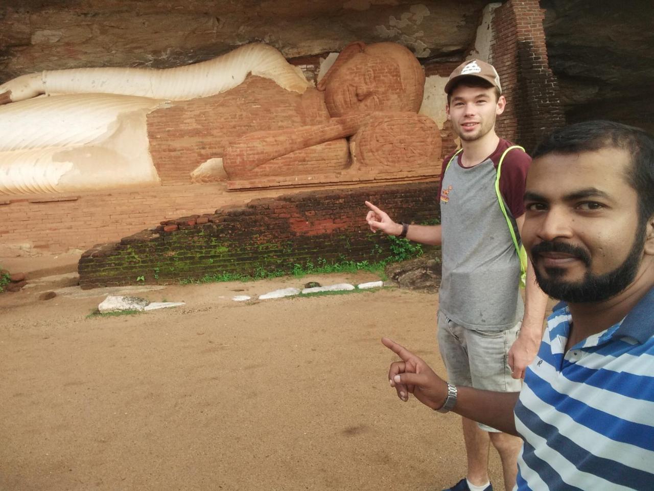 One More Night Hostel Sigiriya Dış mekan fotoğraf